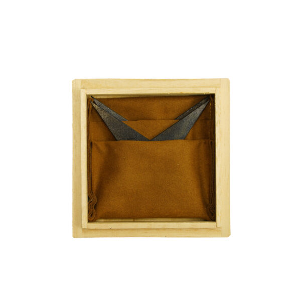 Real Ninja Shooting Stars Shuriken (Two Ninja Stars, Wooden Box) - Image 8