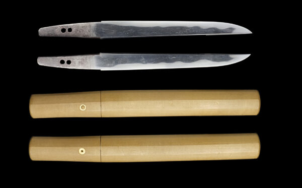 Antique Japanese Sword Shirasaya Tanto Signed by Tomo<br> No Certificate<br> (#Ehime 21010) - Image 10