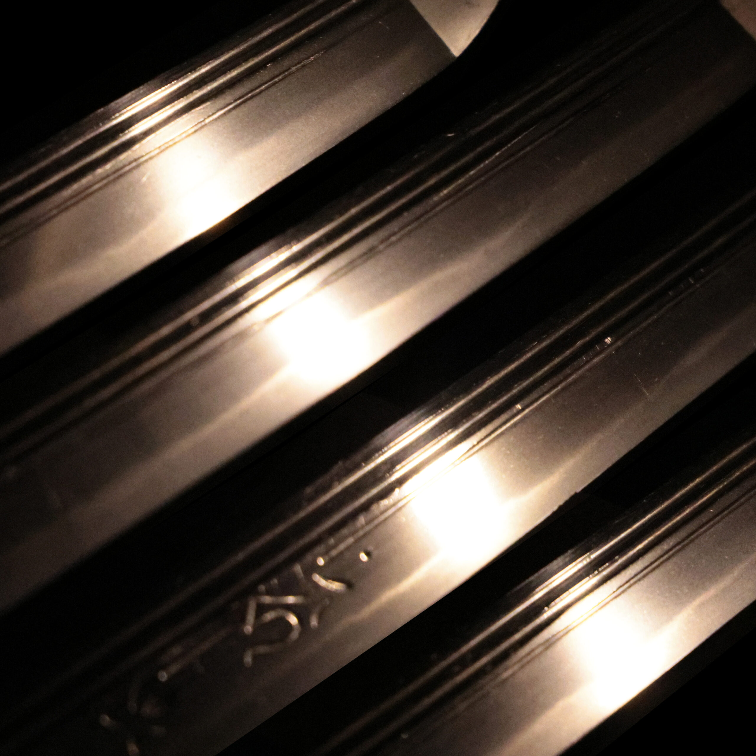 Antique Japanese Sword Katana Signed by Tsugutoshi <br>No Certificate<br> (#Hyogo 85950) - Image 5